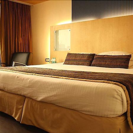 Ramee Guesline Hotel, Dadar Mumbai Dış mekan fotoğraf