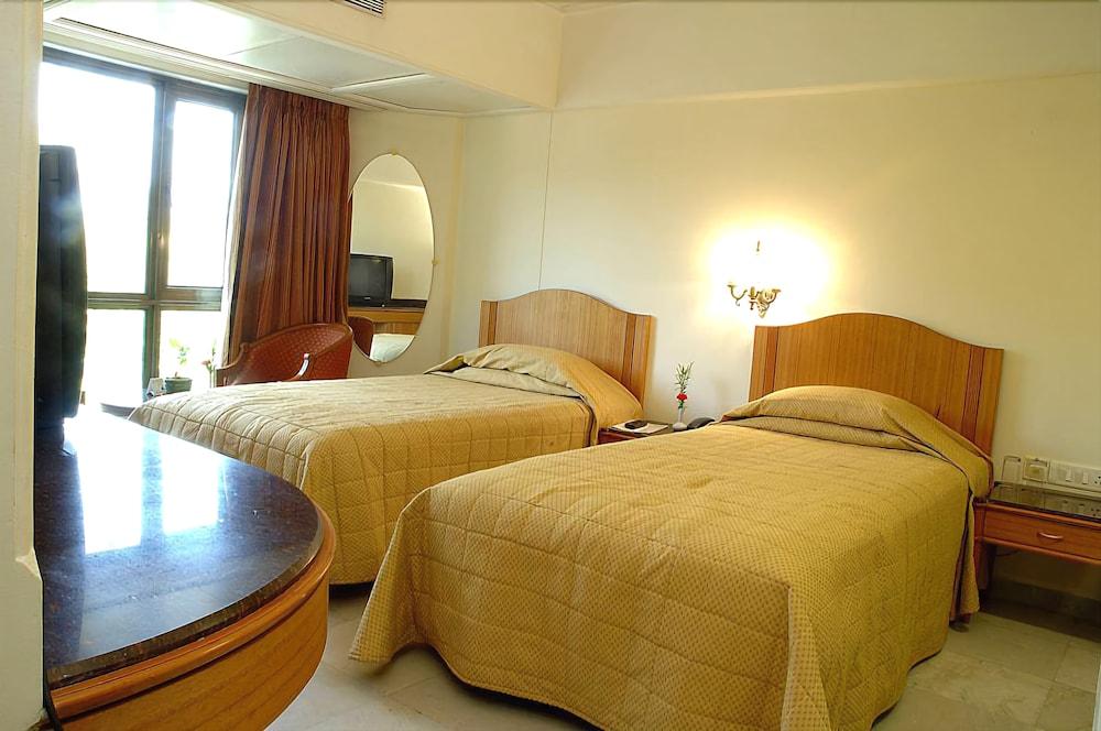 Ramee Guesline Hotel, Dadar Mumbai Dış mekan fotoğraf